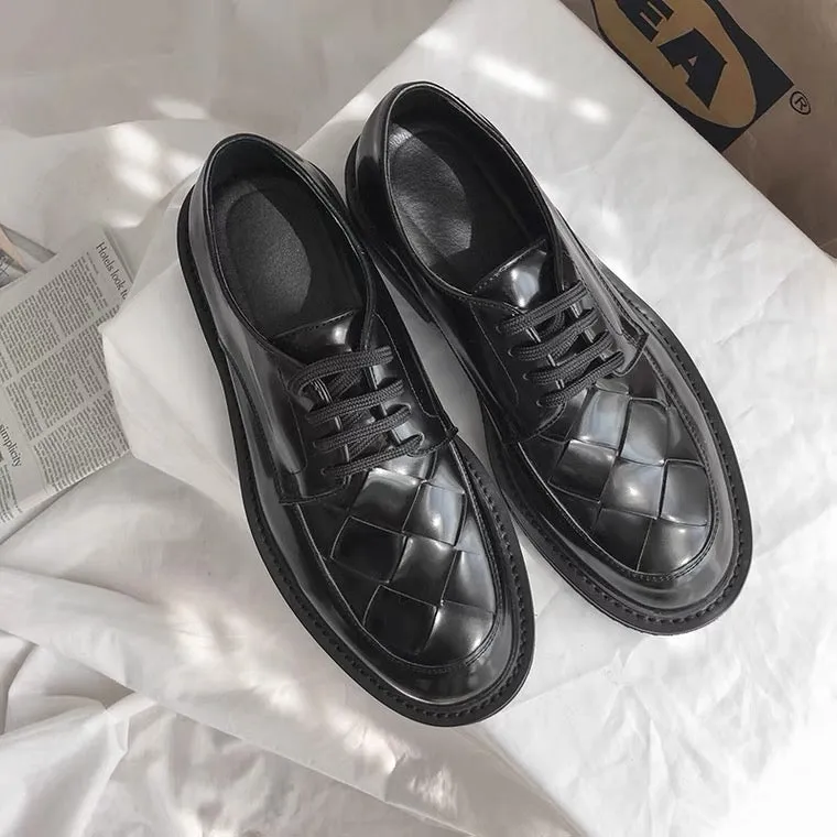 Adair Lace Up Oxford Shoe