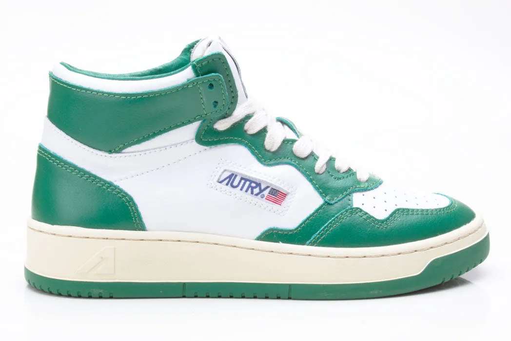 Autry Action Shoes Sneaker Medalist Mid Men white green AUMMWB03